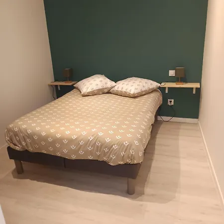 Familial Apartment Vias